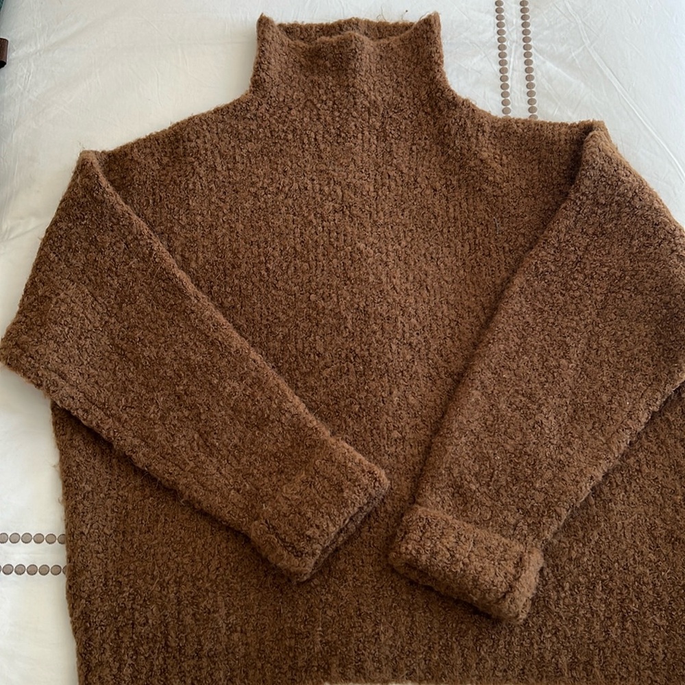 J Crew Turtleneck sweater in boucle yarn NWOT